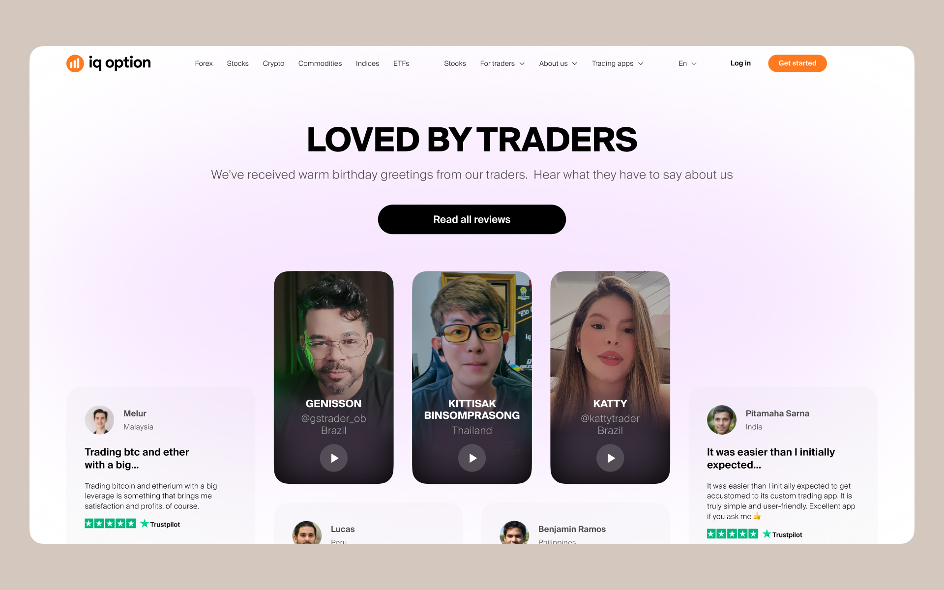 IQ Option website in its new visual identity